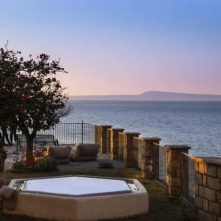 וילה Cliffside Manor סורנטו