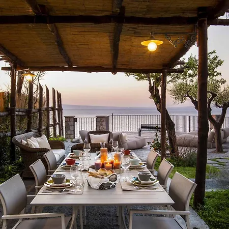 Cliffside Manor * סורנטו